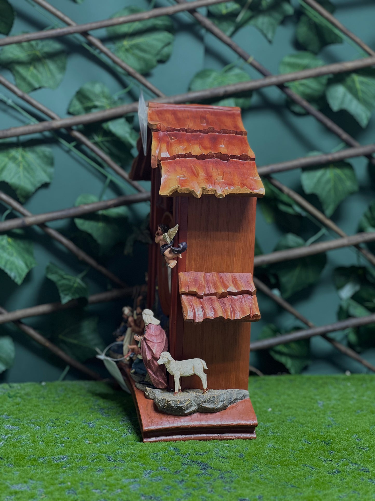 Christmas Nativity Clock – Holy Family Wall & Table Decor