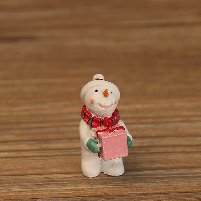 Mini Snowman Figurine with Gift Box Christmas Decoration 5 Pcs