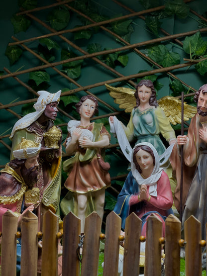 Holy Family Nativity Figurine – Hand-Crafted Christmas Decoration50 cm