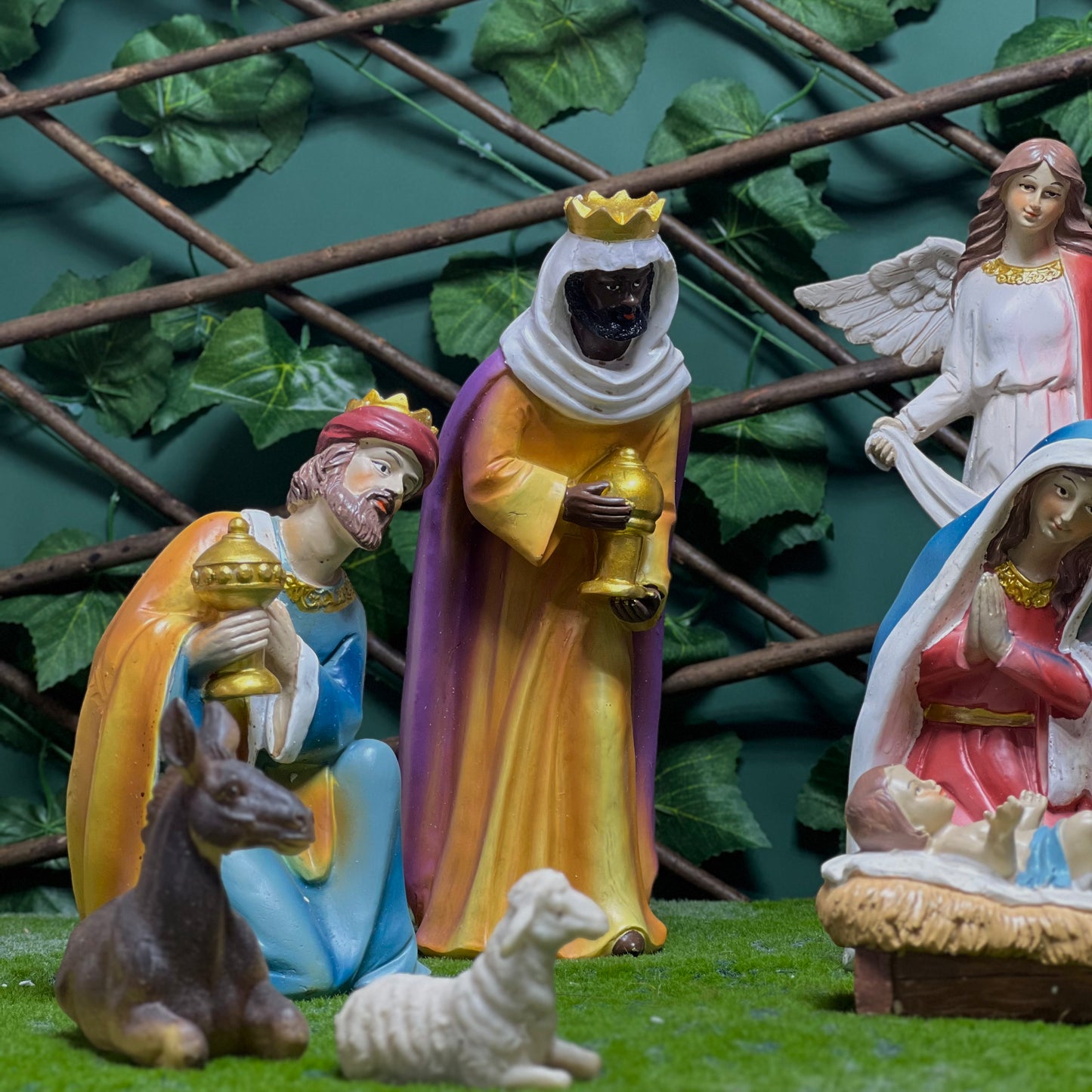30 cm Painted Christmas Nativity Set with Collection