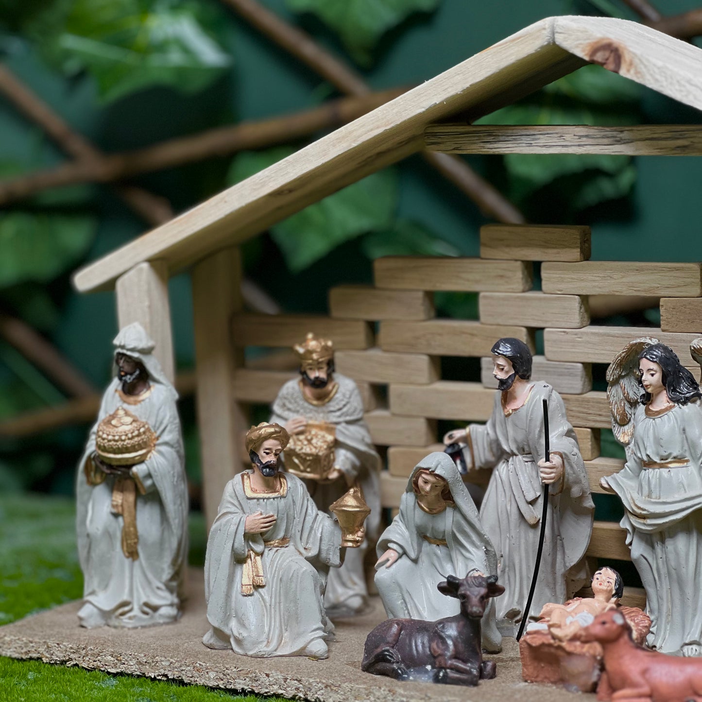 15 cm Painted Resin Nativity Set with Wooden Crib House