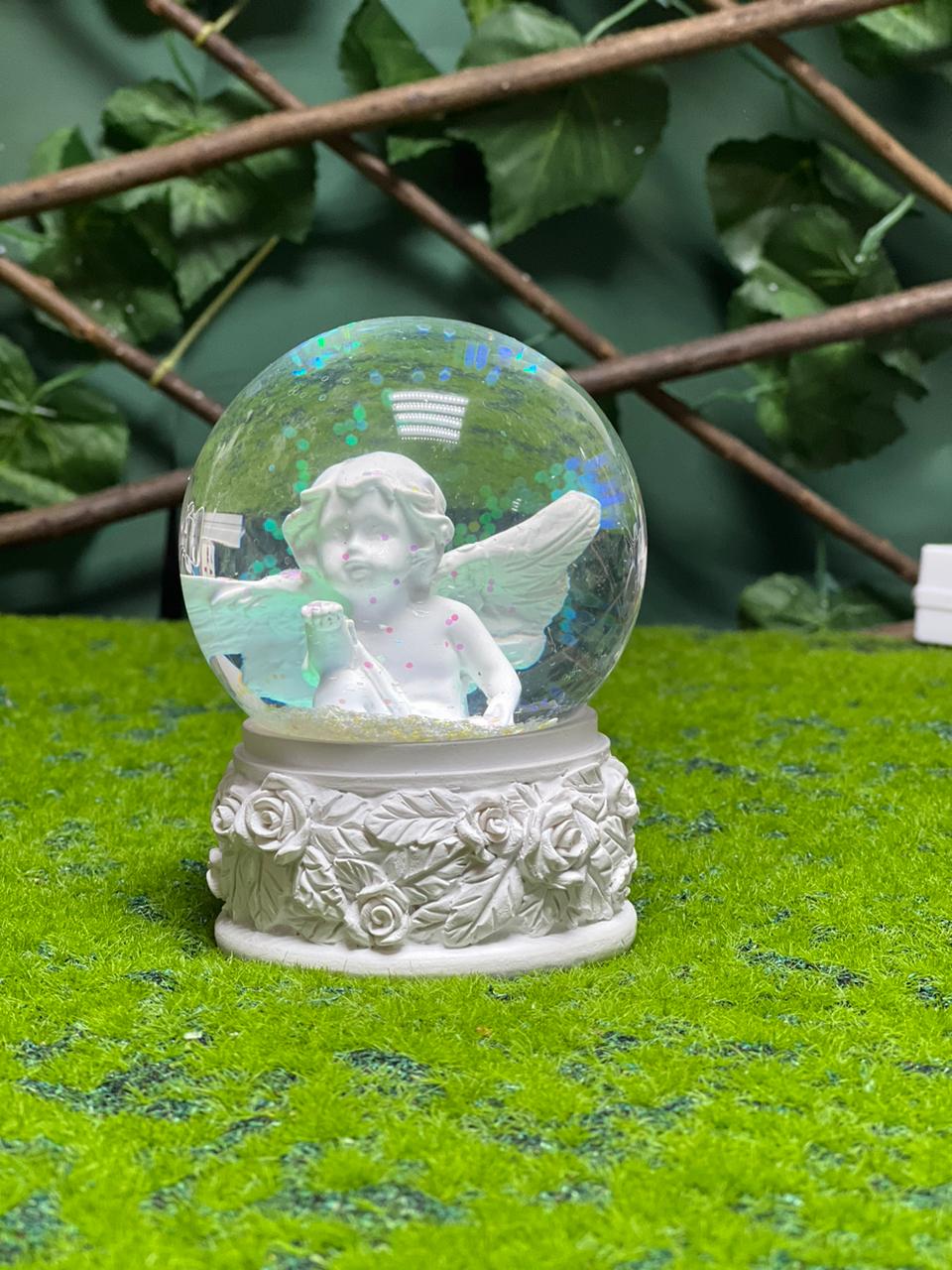 Angel Snow Globe Figurine with Glitter Water Effect