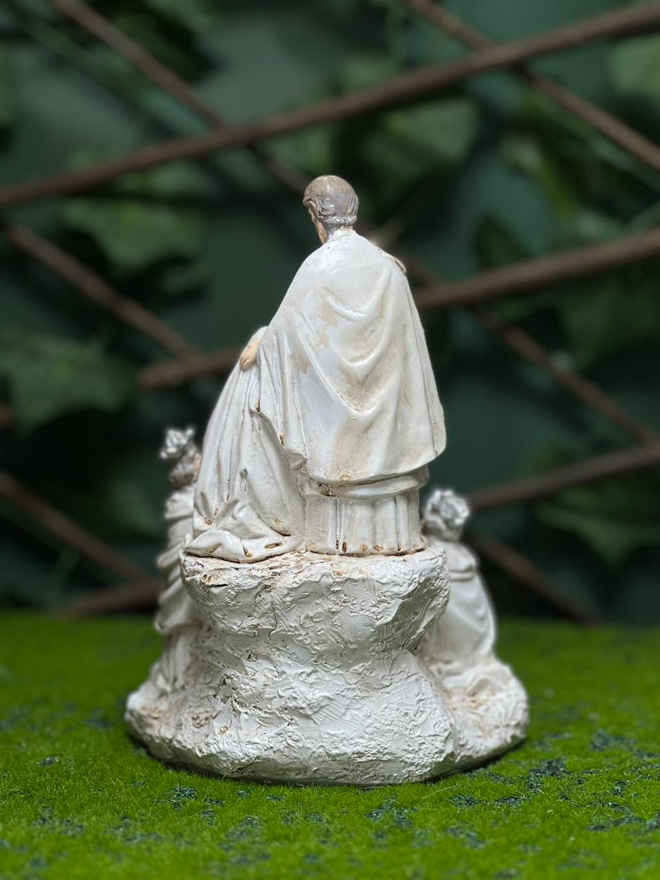 Full Nativity Scene Figurine – Holy Family with Three Wise Men